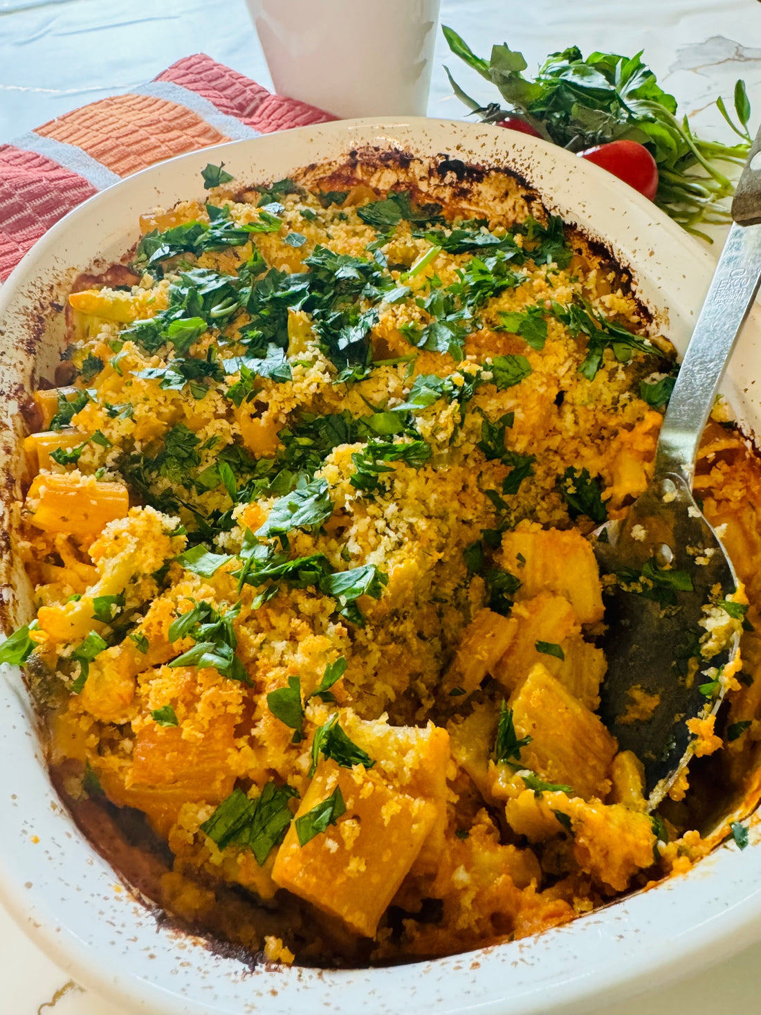 Broccoli and Vodka Sauce Pasta Bake